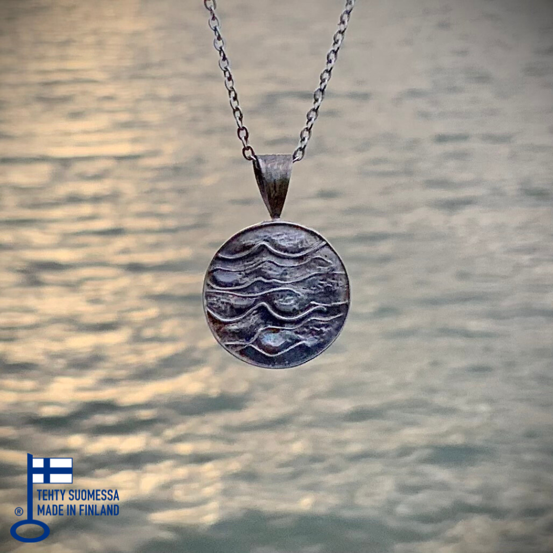 Rogue Sea silver pendant