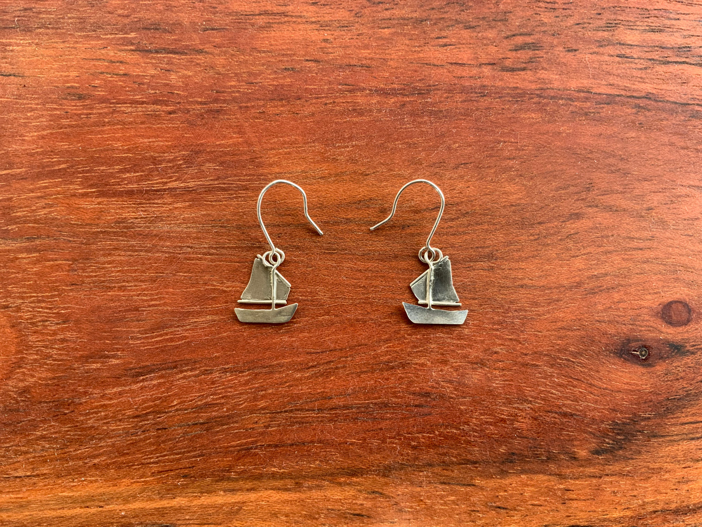 Silver sailboat earrings Dinghy Sailing